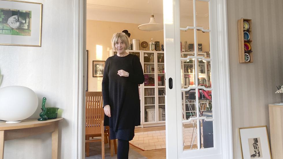 Anne Rosengren, som tillsammans med maken Peter, nyligen flyttat in en återbrukslägenhet på Fersens väg i Malmö.