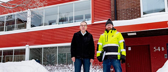 Anders Thorell, ordförande i HSB-föreningen Luleåhus 16, och Erik Johansson, energiingenjör hos HSB Norr.