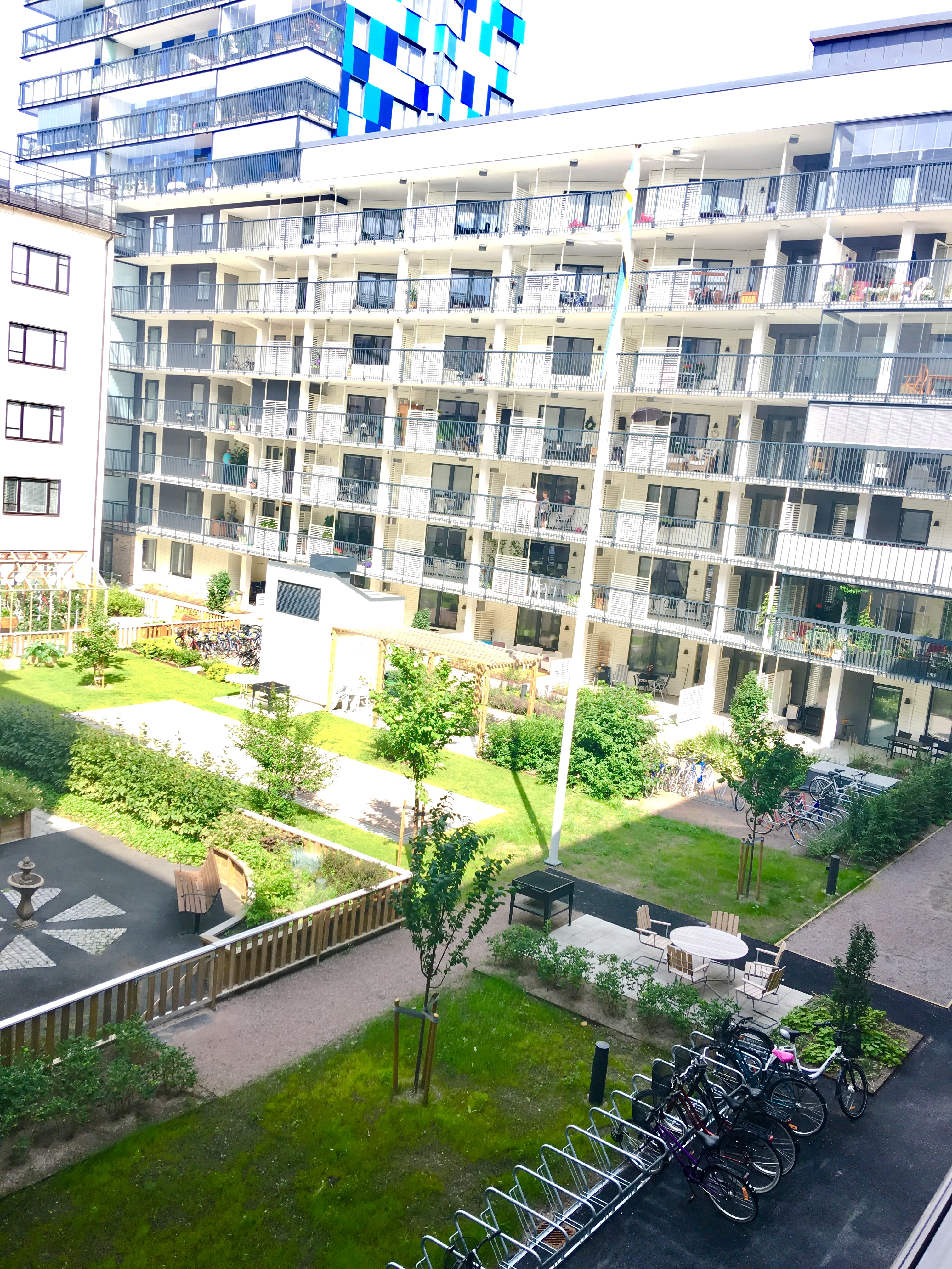 Utsikt mot innergården från loftgång