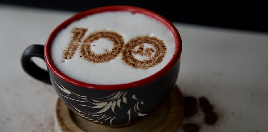 kaffe-100-ar.jpg