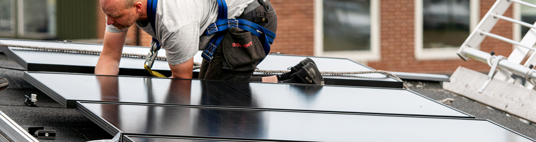 solceller_takbyte_1800x480.jpg